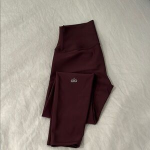 ALO Burgundy (cola) 7/8 Airlift Leggings